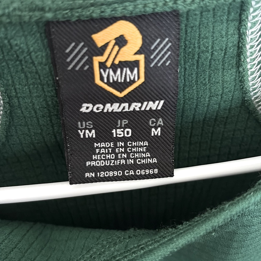Lot of 2x [Demarini] & [Old Navy] Performance Athletic Workout Tops Size Youth - Picture 8 of 16